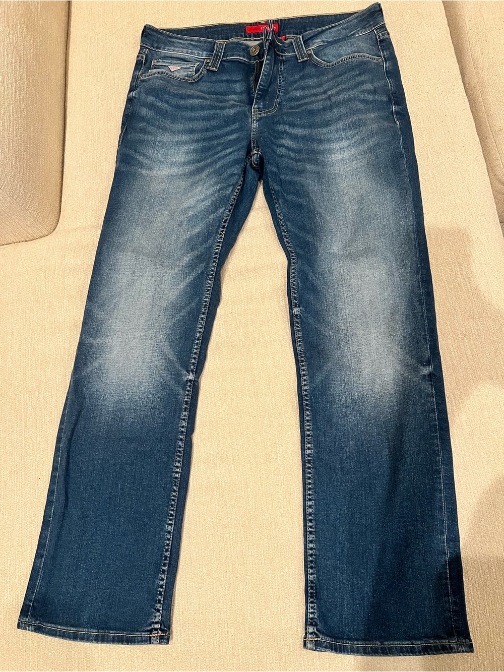Guess Men's Faded Blue Size 32 Straight Jeans